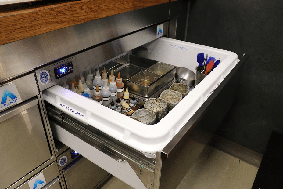 Adande VCR drawer management